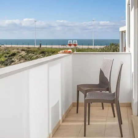 Apartment Ocean Getaway - Private Parking In The Center Of *