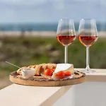 Διαμέρισμα Ocean Getaway - Private Parking In The Center Of