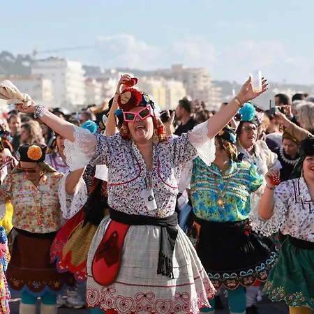 Ocean Getaway - No Coracao Do Carnaval Da Апартаменты Назаре